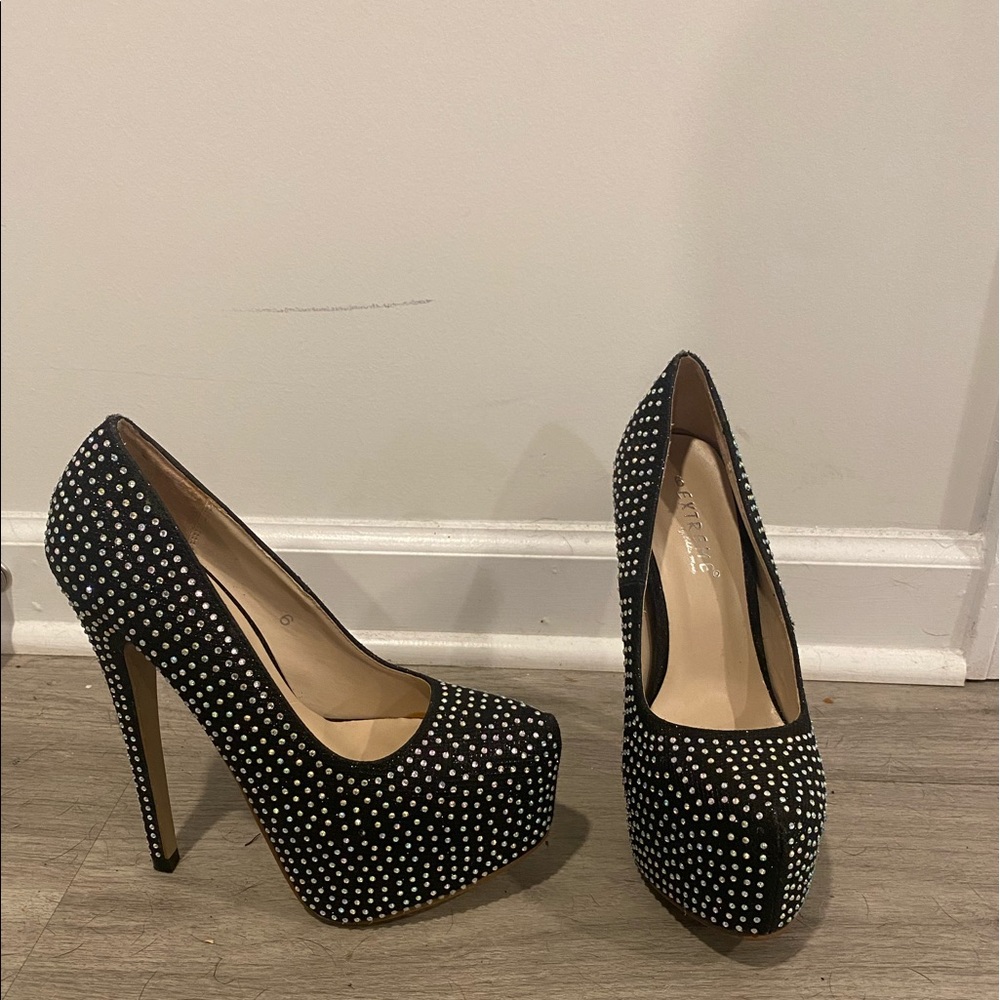 Size 9 High Heels